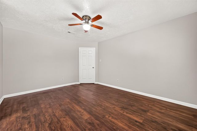 10038 Green Valley Lane, Houston, TX 77064
