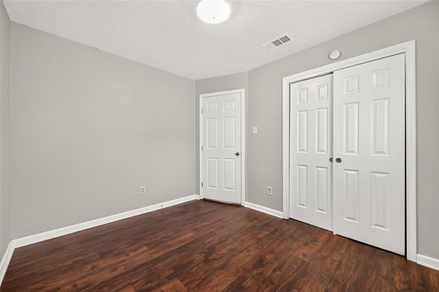 10038 Green Valley Lane, Houston, TX 77064