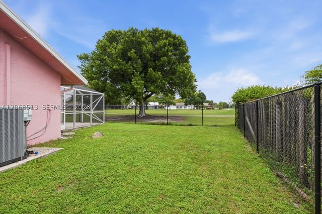 7300 Corkwood Ter, Tamarac, FL 33321