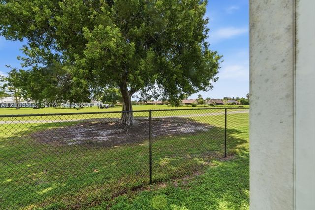 7300 Corkwood Ter, Tamarac, FL 33321
