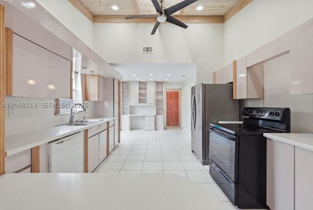 7300 Corkwood Ter, Tamarac, FL 33321