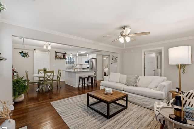 148 Pleasant Ridge Avenue, Greenville, SC 29605