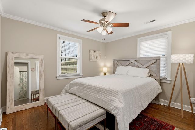 148 Pleasant Ridge Avenue, Greenville, SC 29605