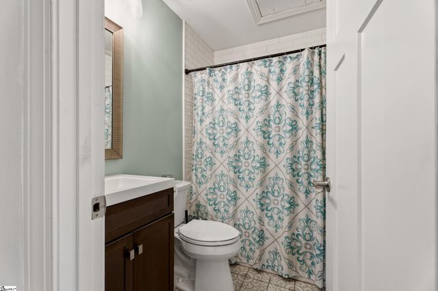 148 Pleasant Ridge Avenue, Greenville, SC 29605