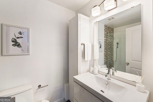 24 Mount Vernon Circle, Sandy Springs, GA 30338