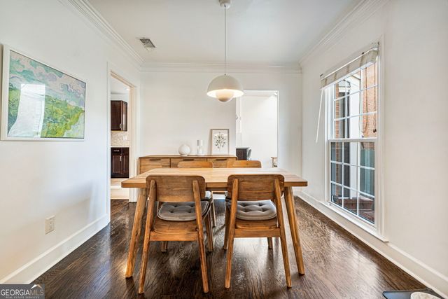 24 Mount Vernon Circle, Sandy Springs, GA 30338