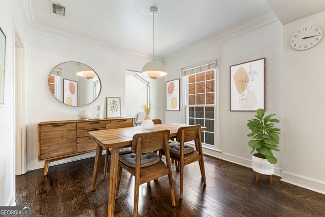 24 Mount Vernon Circle, Sandy Springs, GA 30338