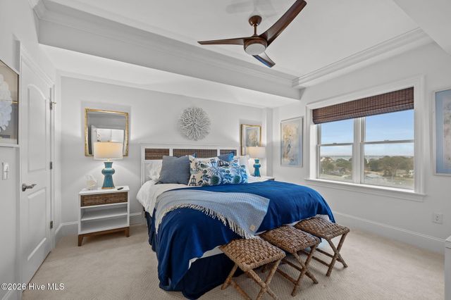 4425 Arendell Street 606, Morehead City, NC 28557