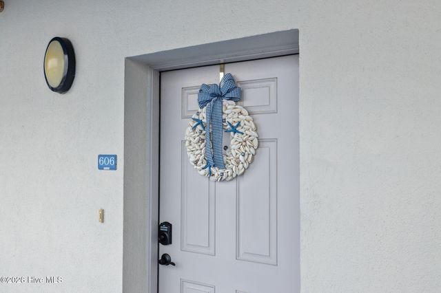 4425 Arendell Street 606, Morehead City, NC 28557