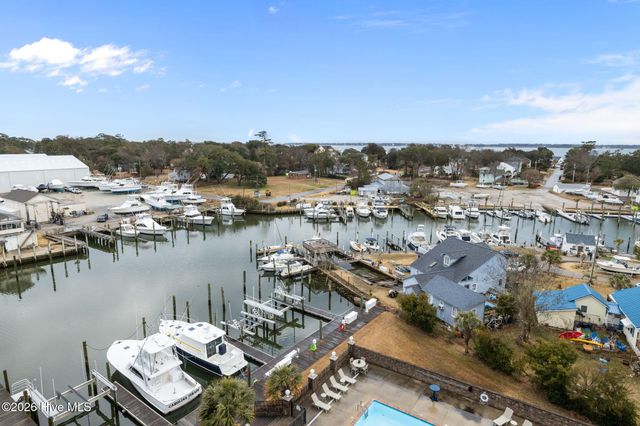 4425 Arendell Street 606, Morehead City, NC 28557