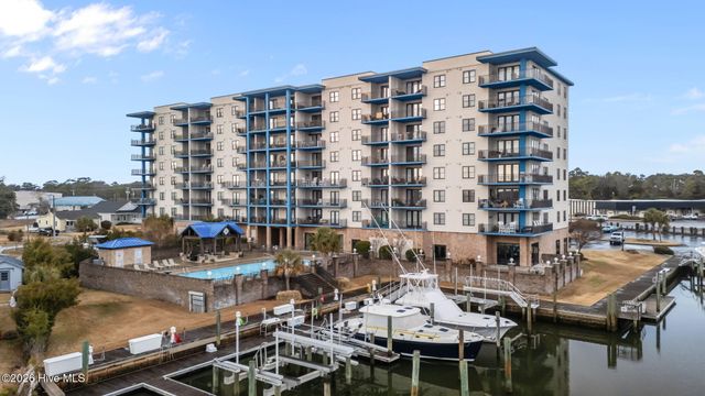 4425 Arendell Street 606, Morehead City, NC 28557