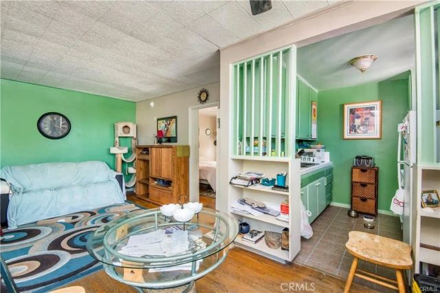 1288 West, Los Angeles, CA 90019