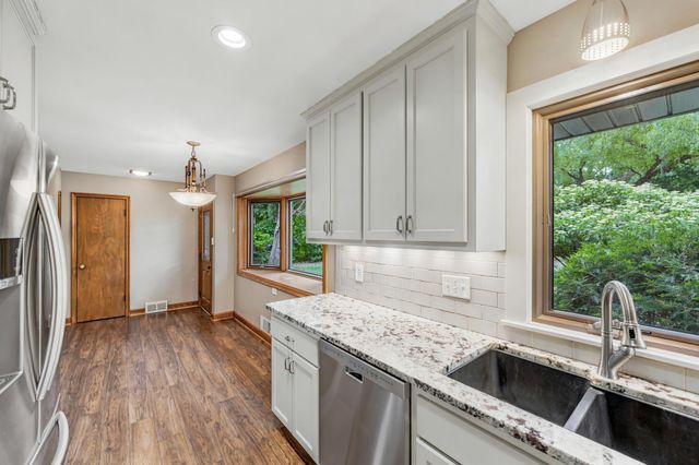 14137 Glenridge Road, Minnetonka, MN 55345