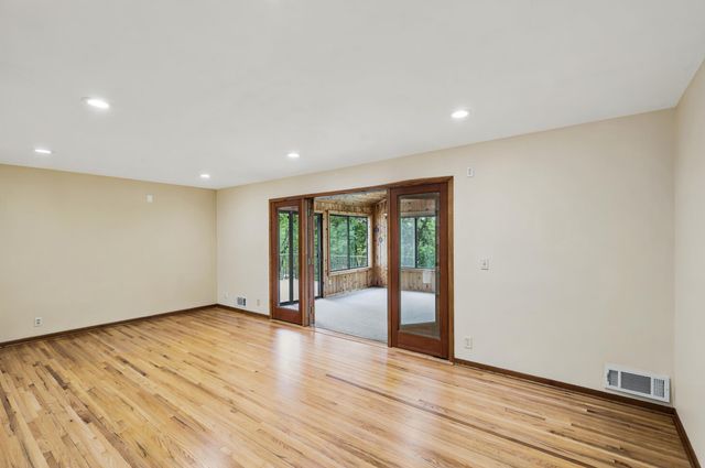 14137 Glenridge Road, Minnetonka, MN 55345