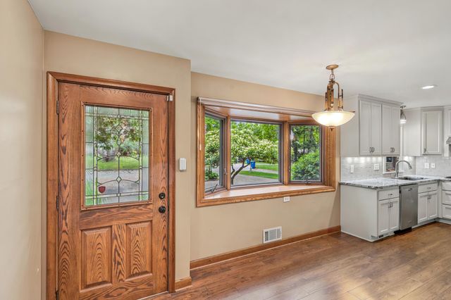 14137 Glenridge Road, Minnetonka, MN 55345