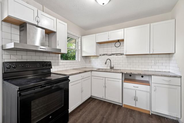 11440 Folkstone Drive, Forest Park, OH 45240