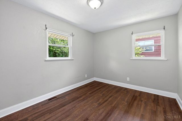 11440 Folkstone Drive, Forest Park, OH 45240