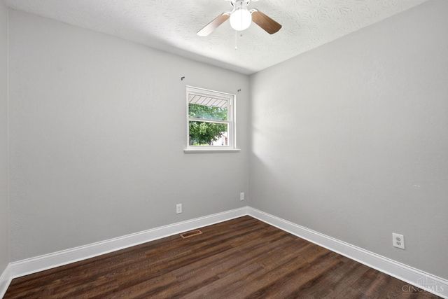 11440 Folkstone Drive, Forest Park, OH 45240