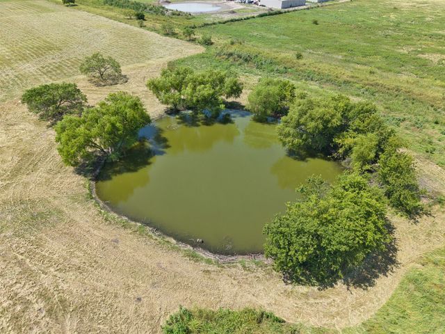 1521 County Road 1107b, Cleburne, TX 76031