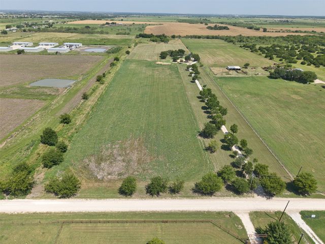 1521 County Road 1107b, Cleburne, TX 76031