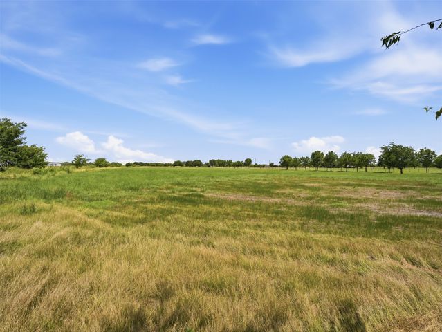 1521 County Road 1107b, Cleburne, TX 76031