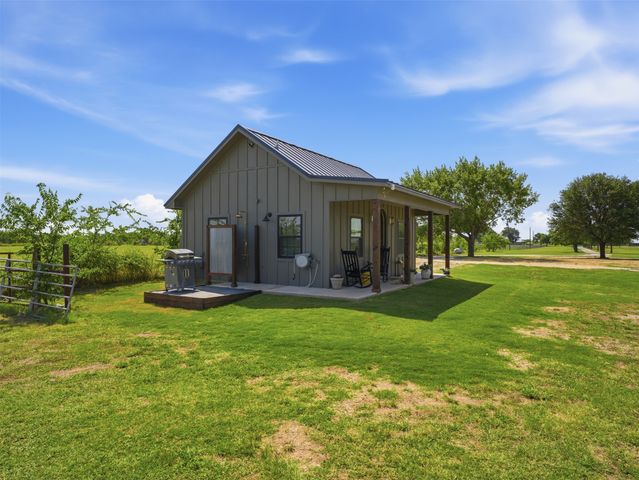 1521 County Road 1107b, Cleburne, TX 76031