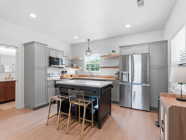 1521 County Road 1107b, Cleburne, TX 76031