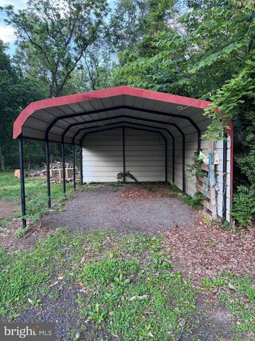 18257 BIRMINGHAM RD, Reva, VA 22701