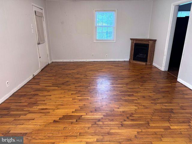 18257 BIRMINGHAM RD, Reva, VA 22701