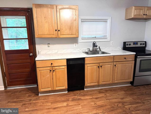 18257 BIRMINGHAM RD, Reva, VA 22701