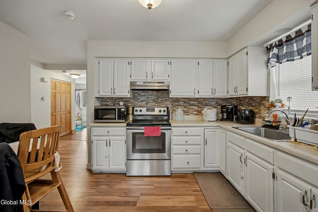 459 Alexander Street, Schenectady, NY 12308