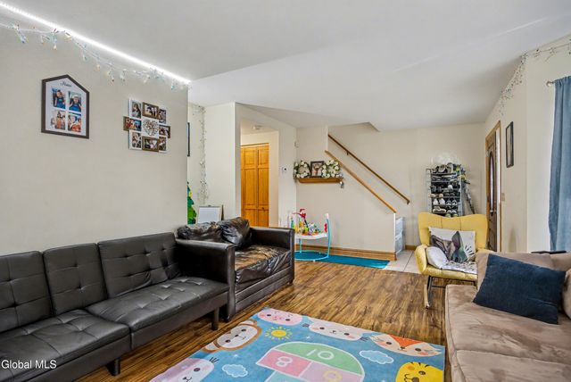 459 Alexander Street, Schenectady, NY 12308