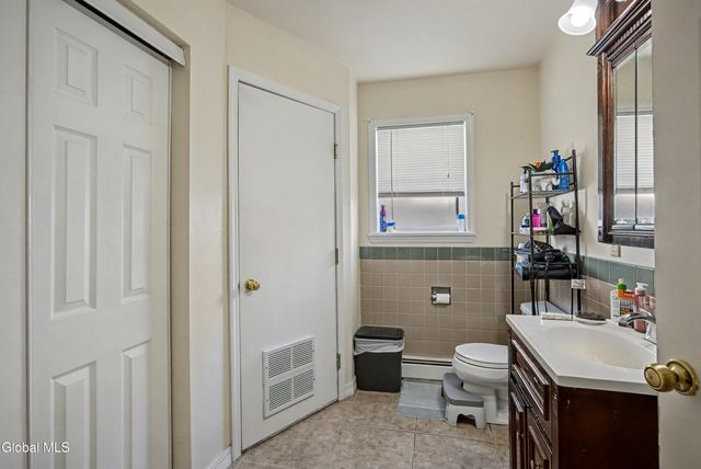 459 Alexander Street, Schenectady, NY 12308