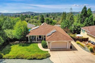2938 Knollwood Dr, Cameron Park, CA 95682