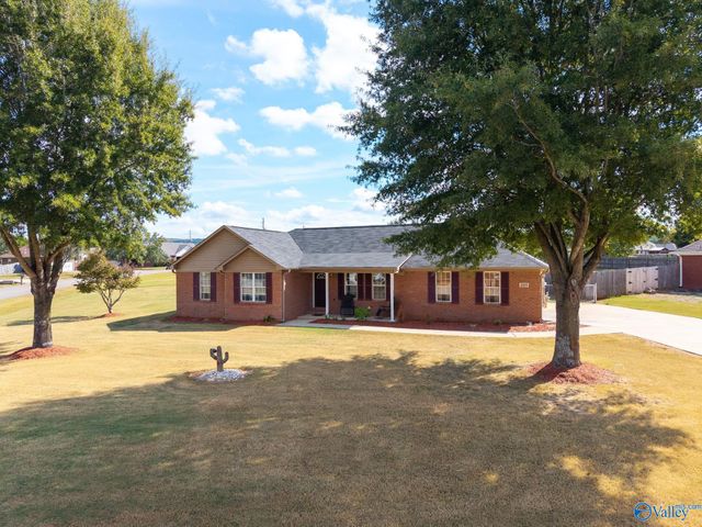 209 Steppe Court, Huntsville, AL 35811