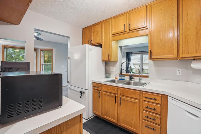 7317 Bond Way, Inver Grove Heights, MN 55076