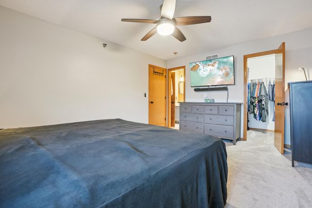 7317 Bond Way, Inver Grove Heights, MN 55076