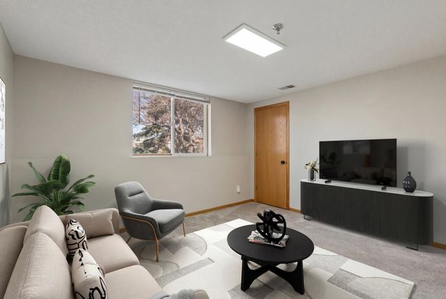 7317 Bond Way, Inver Grove Heights, MN 55076