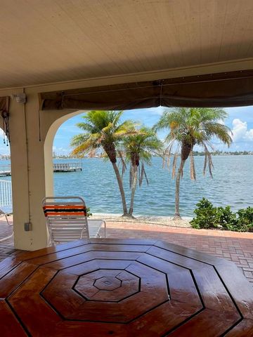 4725 COVE CIRCLE 108, St Petersburg, FL 33708