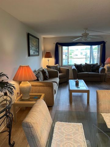 4725 COVE CIRCLE 108, St Petersburg, FL 33708