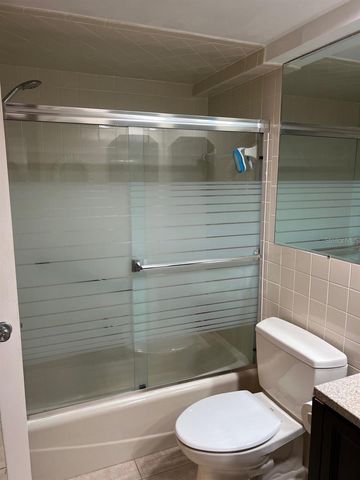 4725 COVE CIRCLE 108, St Petersburg, FL 33708