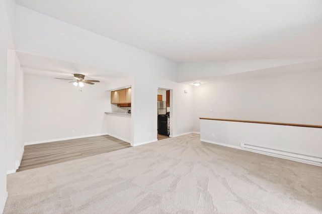 904 Whispering Pines Way, Fitchburg, WI 53713