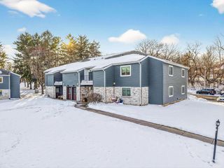 904 Whispering Pines Way, Fitchburg, WI 53713