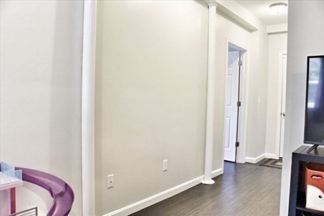 19 Chipman St, Clinton, MA 01510