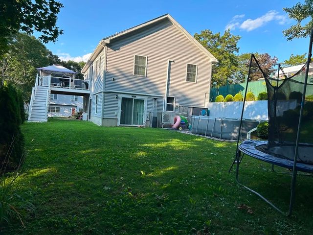 19 Chipman St, Clinton, MA 01510