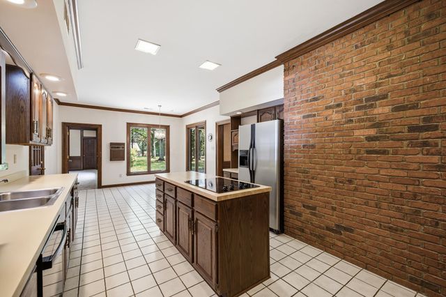 1368 DEXTER LN, Memphis, TN 38016