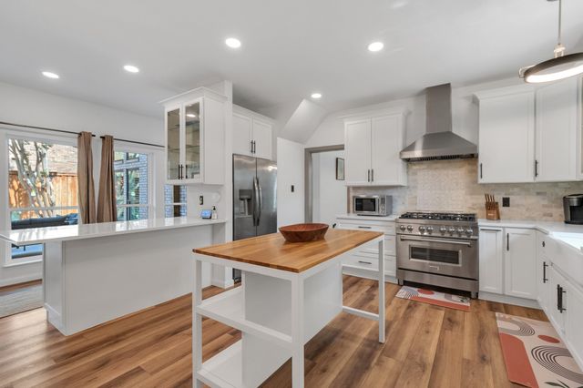 1725 Simsbury Drive, Plano, TX 75025
