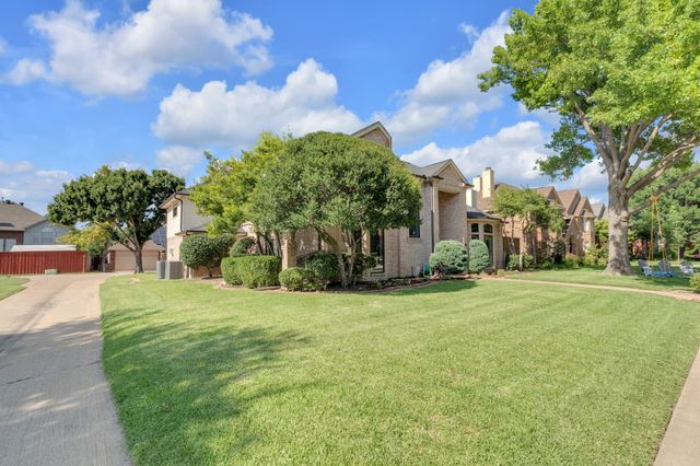 1725 Simsbury Drive, Plano, TX 75025