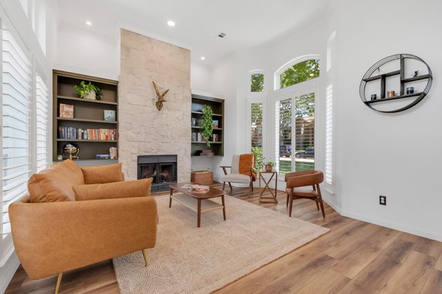 1725 Simsbury Drive, Plano, TX 75025