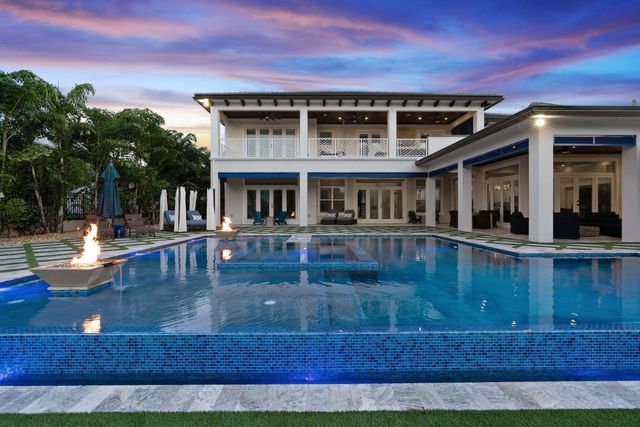 261 Old Jupiter Beach Road, Jupiter, FL 33477